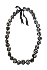 Kukui Nut Lei - Black & White